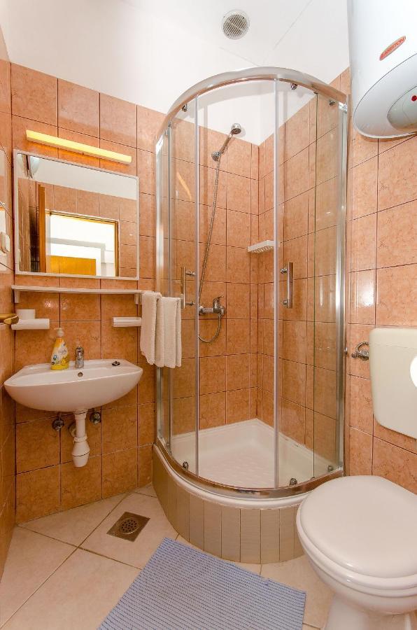 Apartments Zoran Drvenik  Zewnętrze zdjęcie